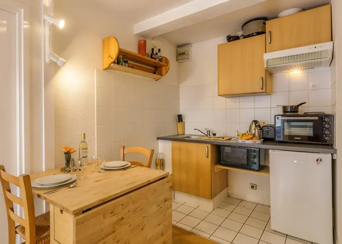 Le Bellevue 05 - Happy *